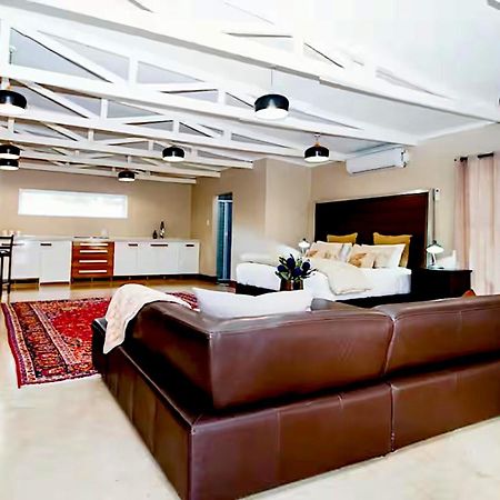 Munro Suites Порт-Елізабет Екстер'єр фото